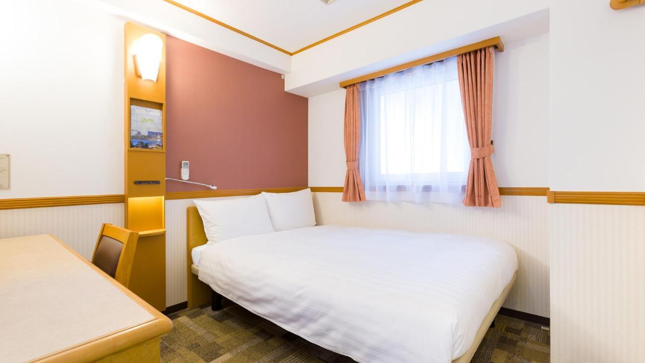 Toyoko Inn Kanazawa-Eki Higashi-Guchi Exteriör bild