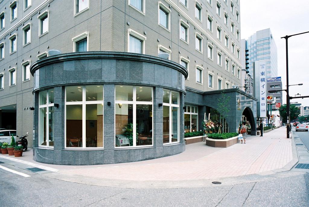 Toyoko Inn Kanazawa-Eki Higashi-Guchi Exteriör bild