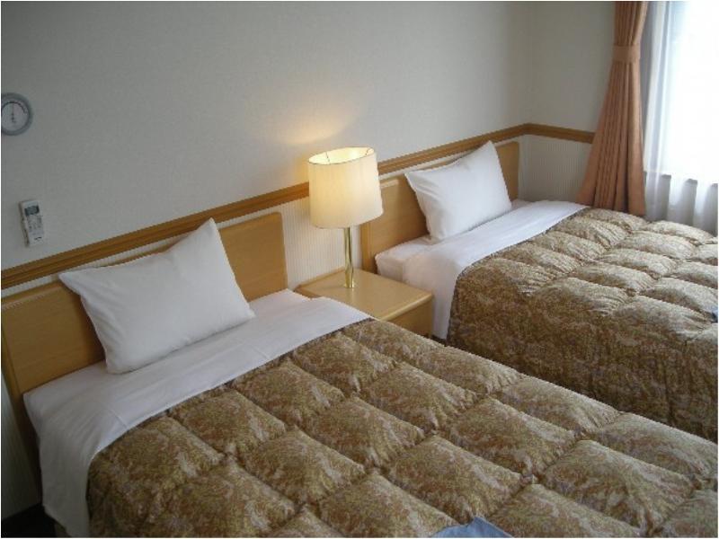 Toyoko Inn Kanazawa-Eki Higashi-Guchi Exteriör bild